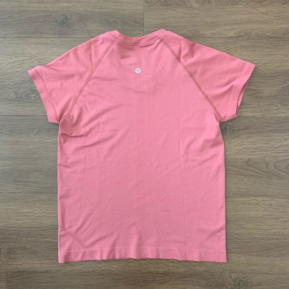 Lululemon Swiftly Short-Sleeve Race Length - Picture 2 of 5
